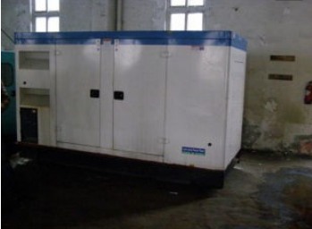 南宁康明斯150kw大型柴油二手发电机组 南宁康明斯150kw大型柴油二手发电机组